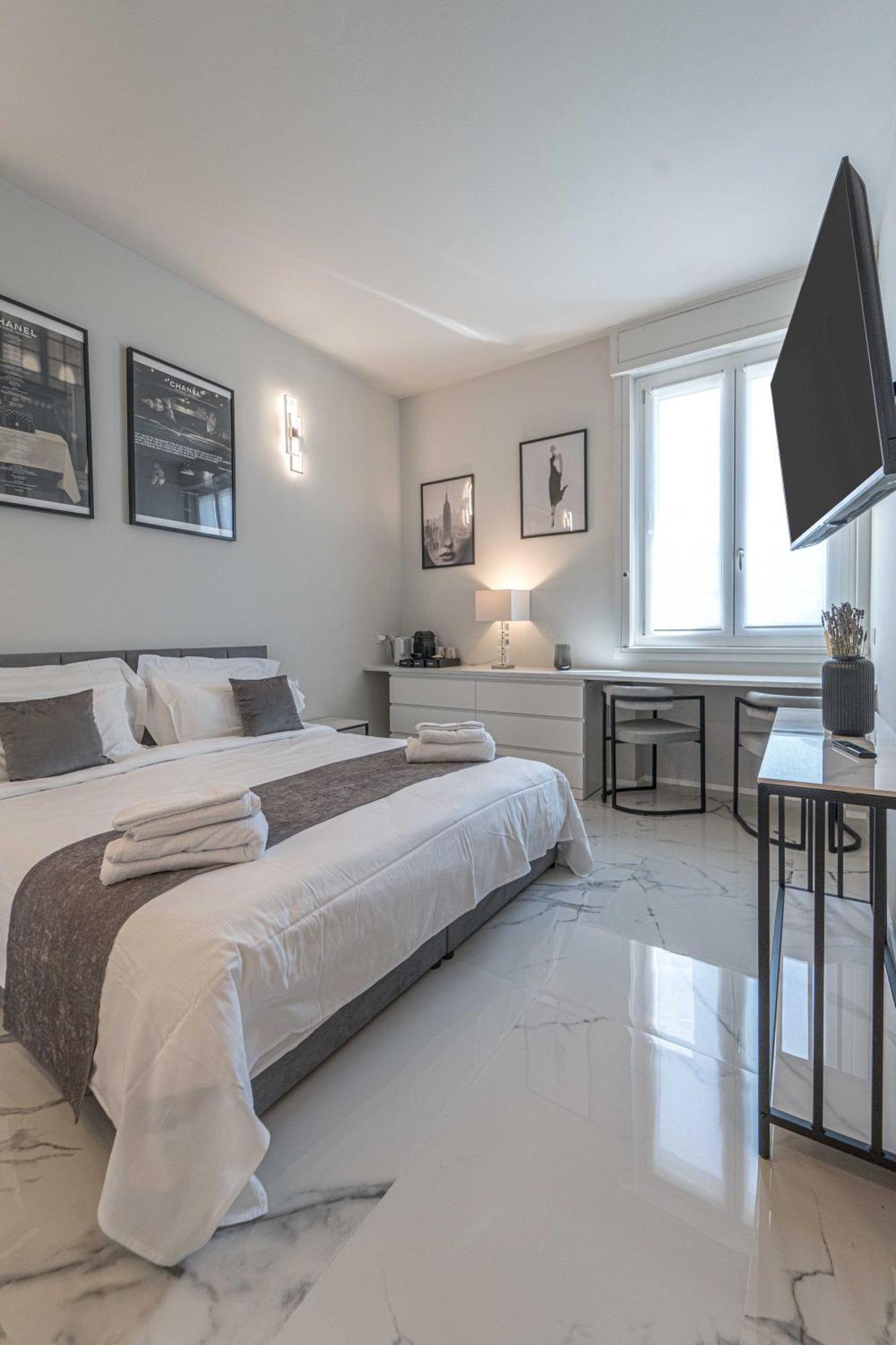 Moscova Luxury New Suite Milano Esterno foto